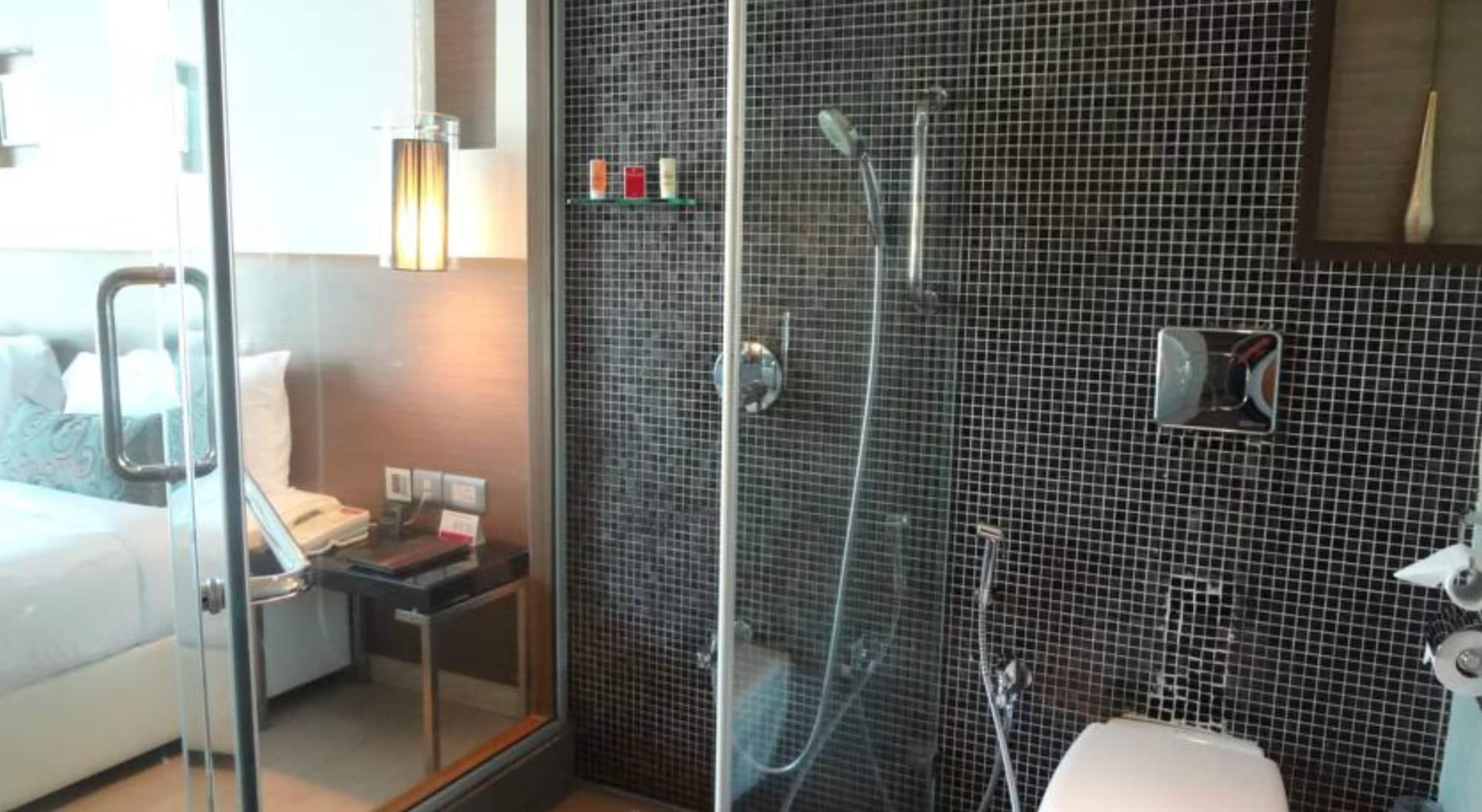 Ramada By Wyndham Navi Mumbai Hotel Екстериор снимка