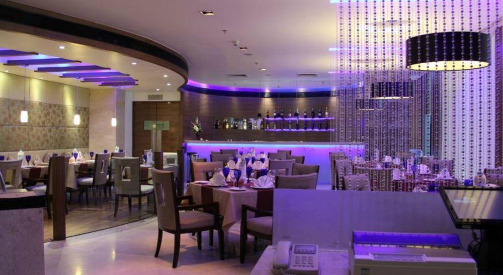 Ramada By Wyndham Navi Mumbai Hotel Екстериор снимка