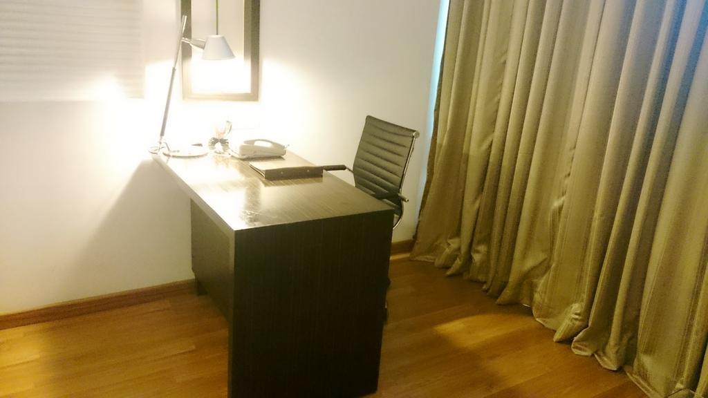 Ramada By Wyndham Navi Mumbai Hotel Екстериор снимка