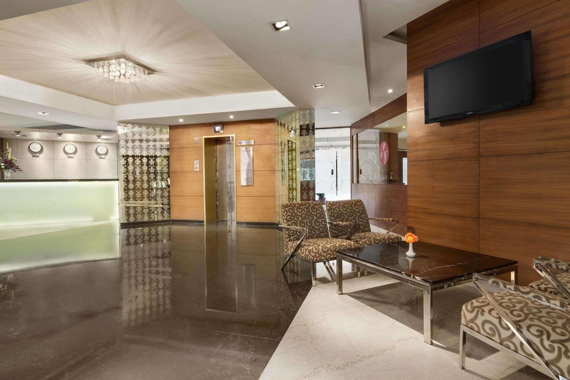 Ramada By Wyndham Navi Mumbai Hotel Екстериор снимка